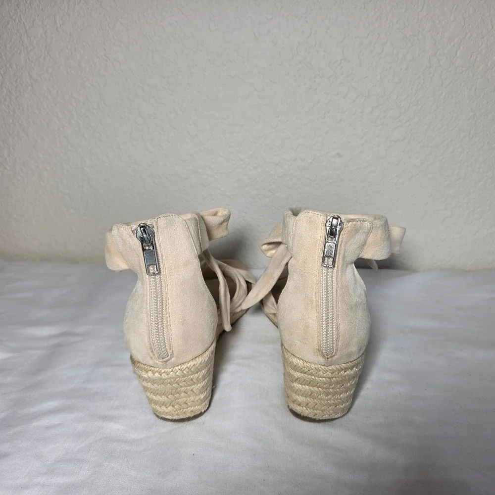 N/A charming espadrille